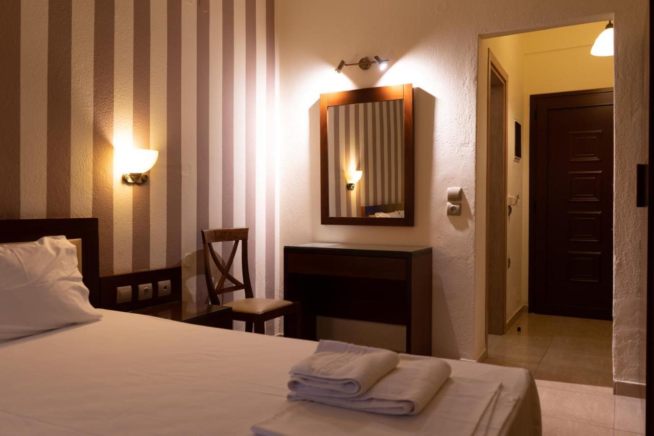 אפיטוס Hotel Zeus מראה חיצוני תמונה