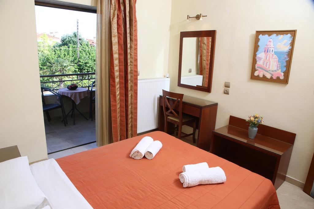 אפיטוס Hotel Zeus מראה חיצוני תמונה