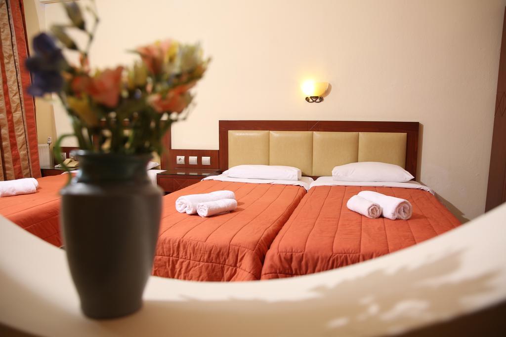 אפיטוס Hotel Zeus מראה חיצוני תמונה