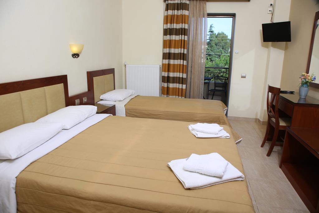 אפיטוס Hotel Zeus מראה חיצוני תמונה