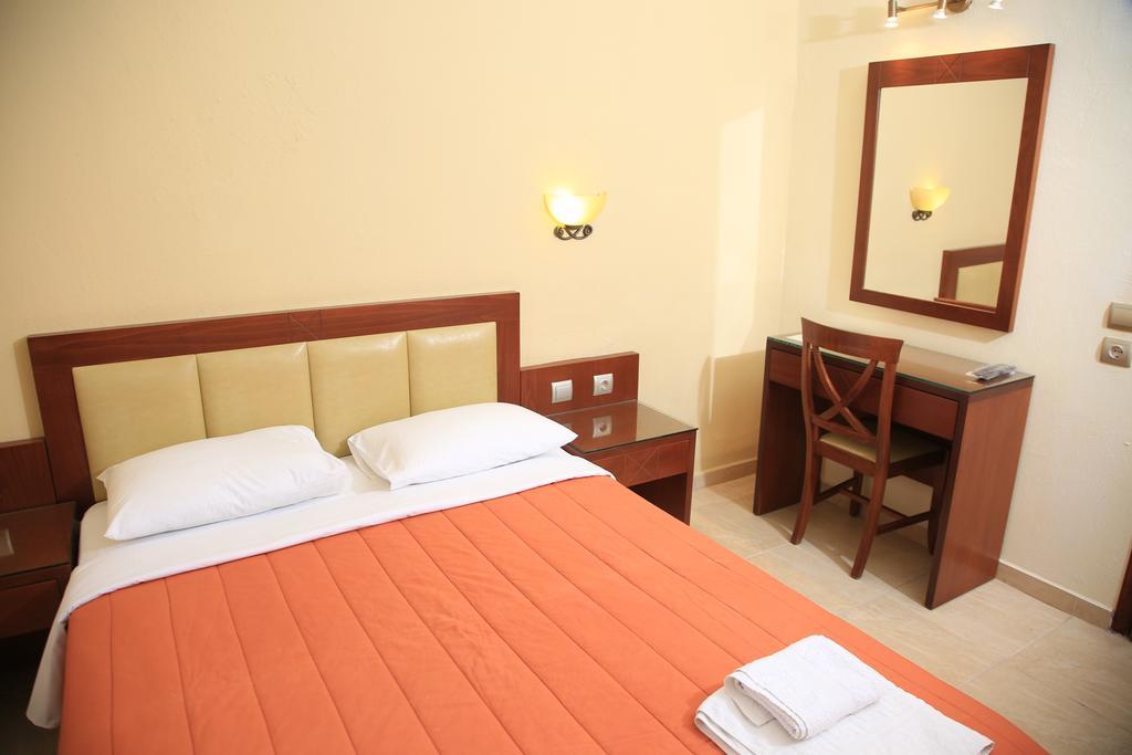 אפיטוס Hotel Zeus מראה חיצוני תמונה