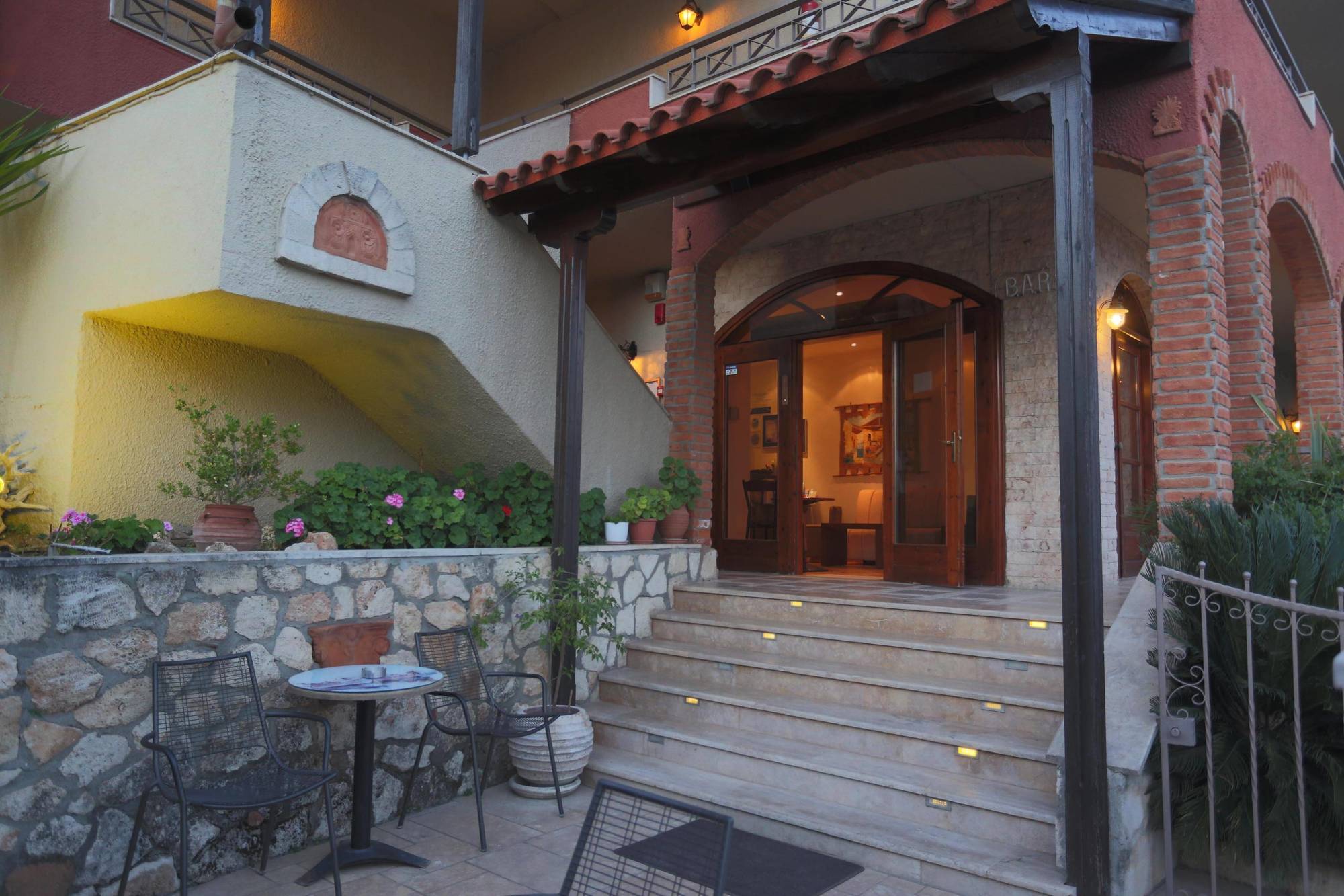 אפיטוס Hotel Zeus מראה חיצוני תמונה